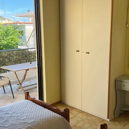 Villa Konstantina Tolón